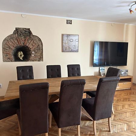 Dioniss Apartment Sibiu Bagian luar foto